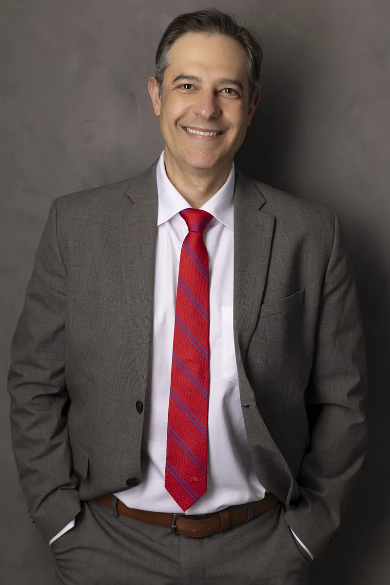 Dr William Casteleins
